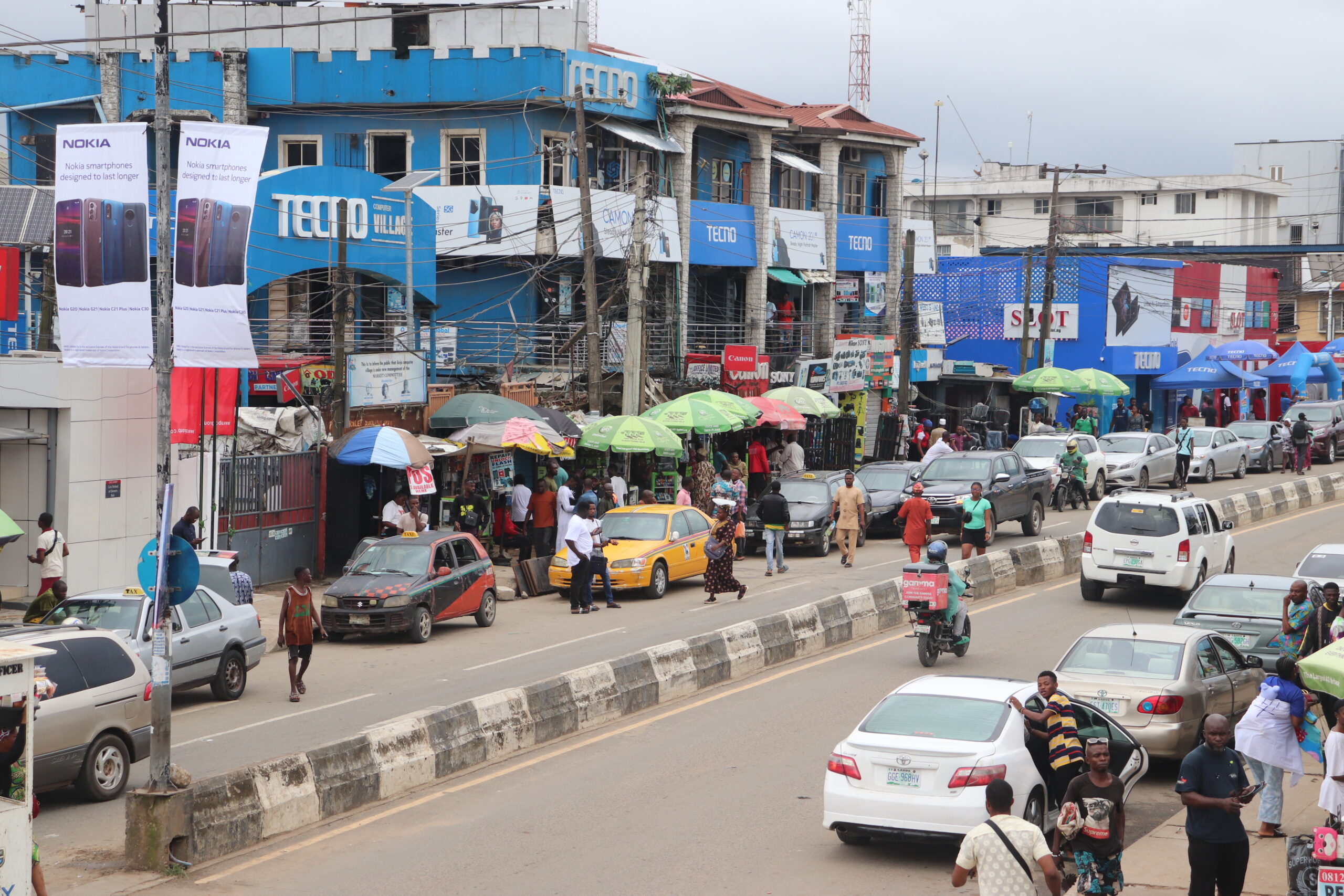 B28 Zealot HeadPhone